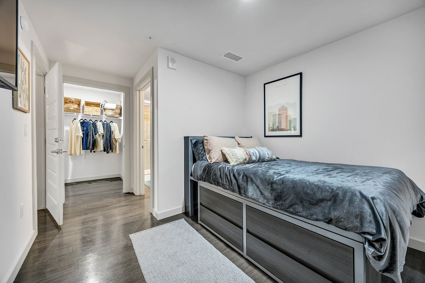 Aspire-Tuscon—Model—Bedrooms-&-Baths-(17)